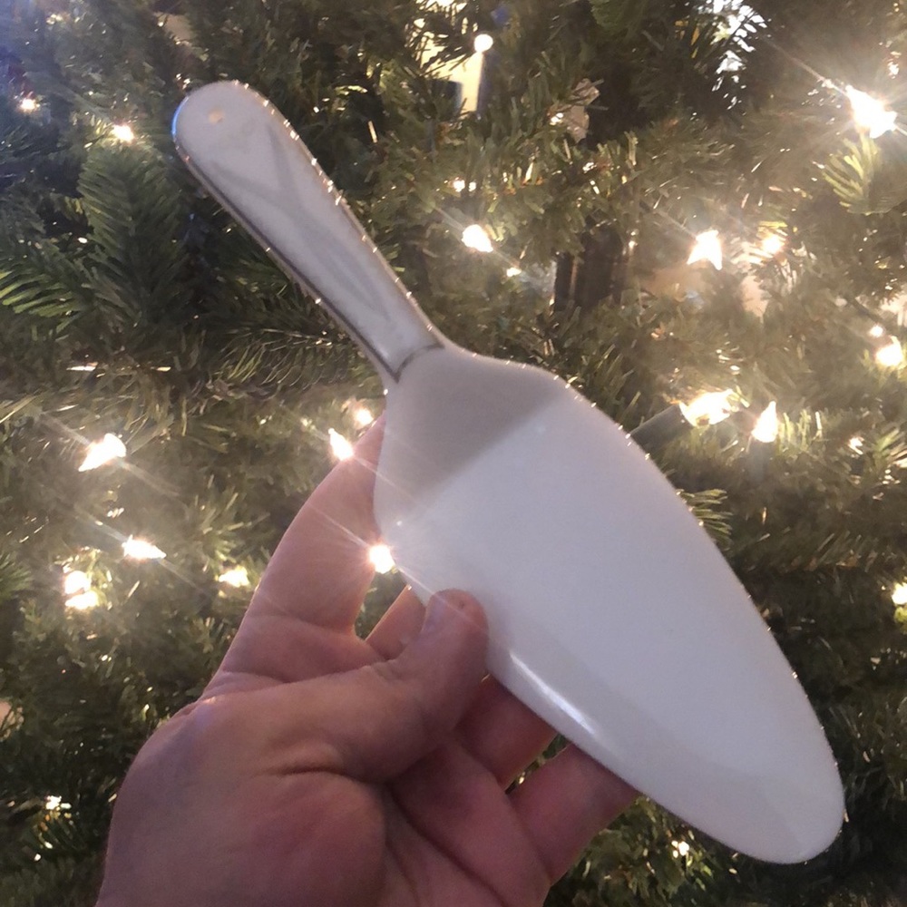 Waterford pie cake server in fine china!